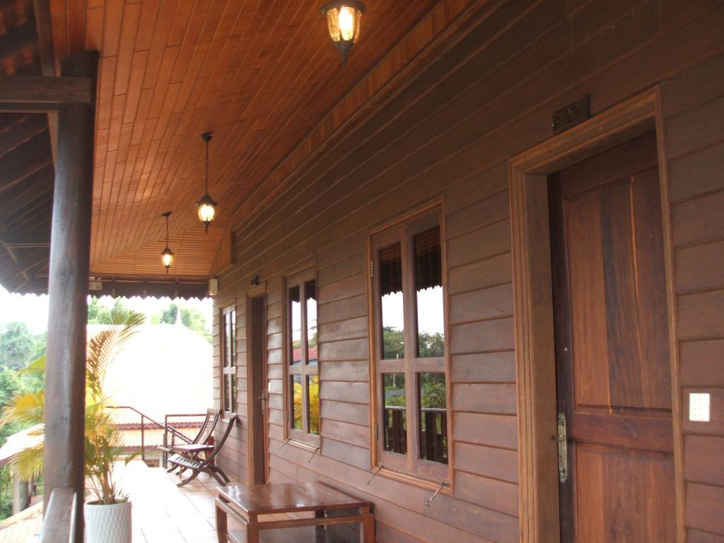 Green Plateau Lodge Banlung Exterior foto